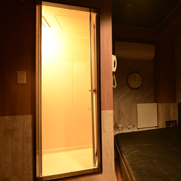 BAD COMPANY 横浜店_店舗イメージ写真2