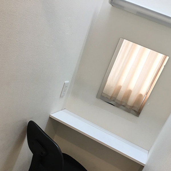 新横浜でウワサな俺の彼女_店舗イメージ写真2